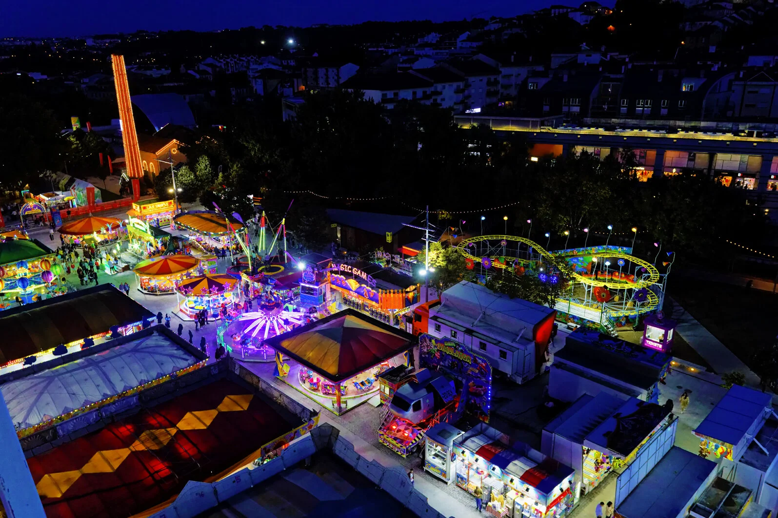Ambiente festivo da Feira de São Mateus, em Viseu